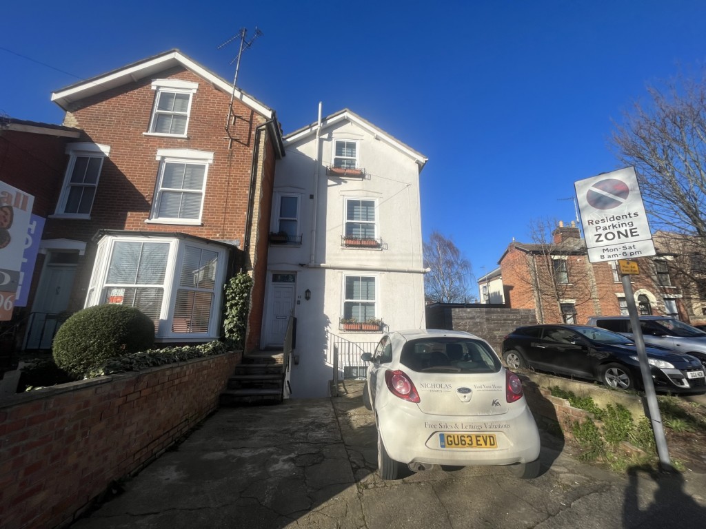 6 bedroom Terraced House Let