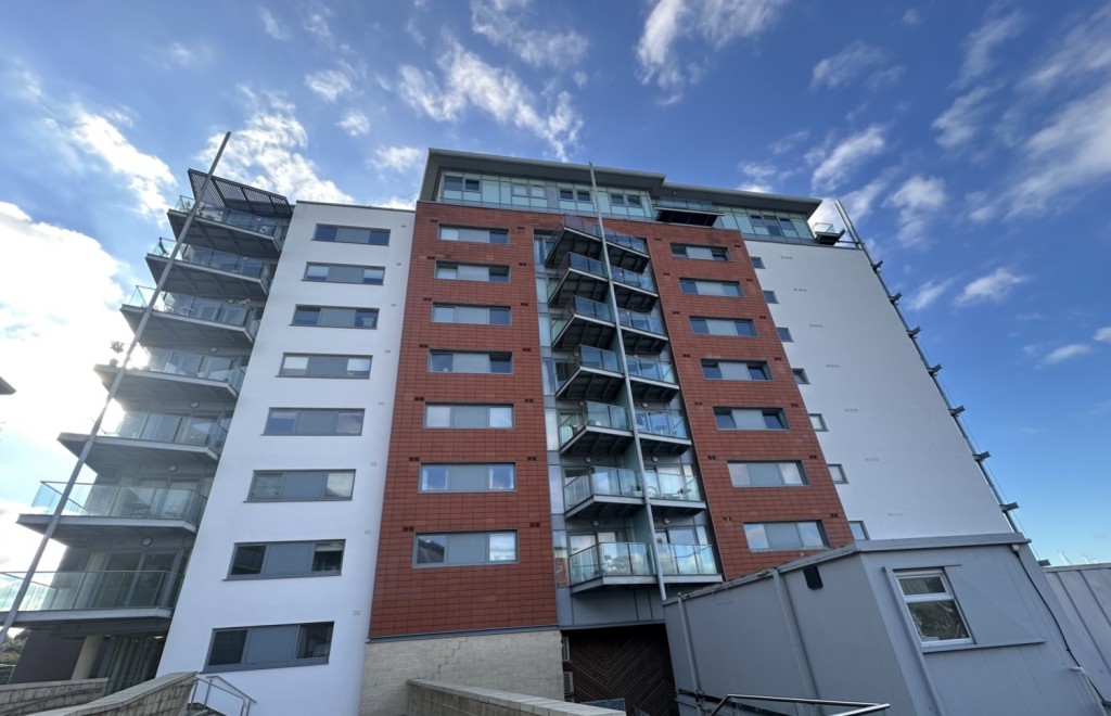 2 bedroom Apartment Let