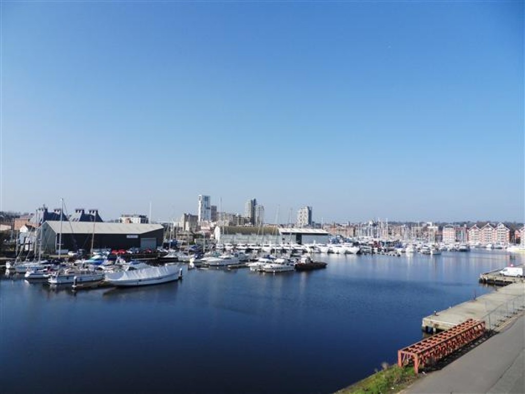 2 bedroom Apartment Let