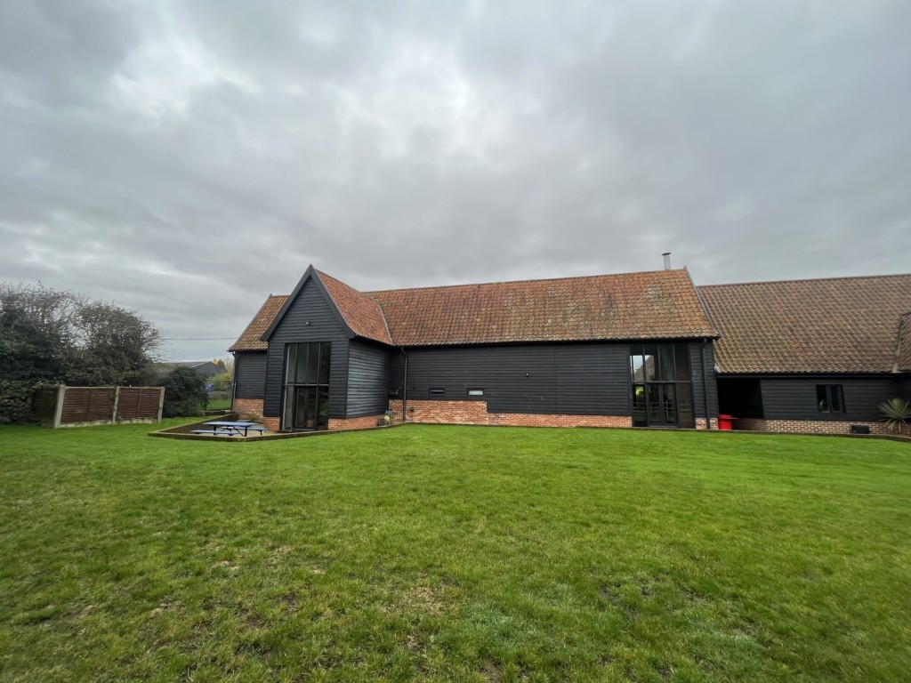 4 bedroom Terraced House Let