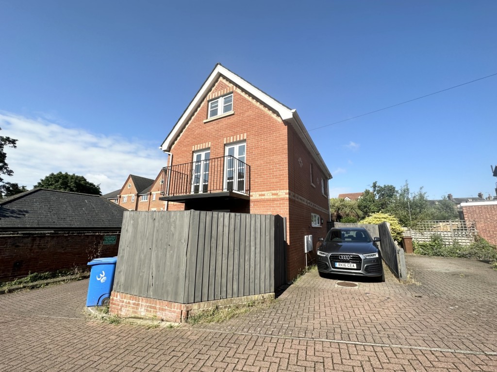 4 bedroom Detached house Let