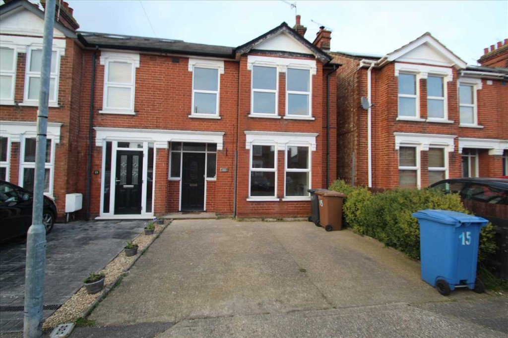 3 bedroom Terraced House Let