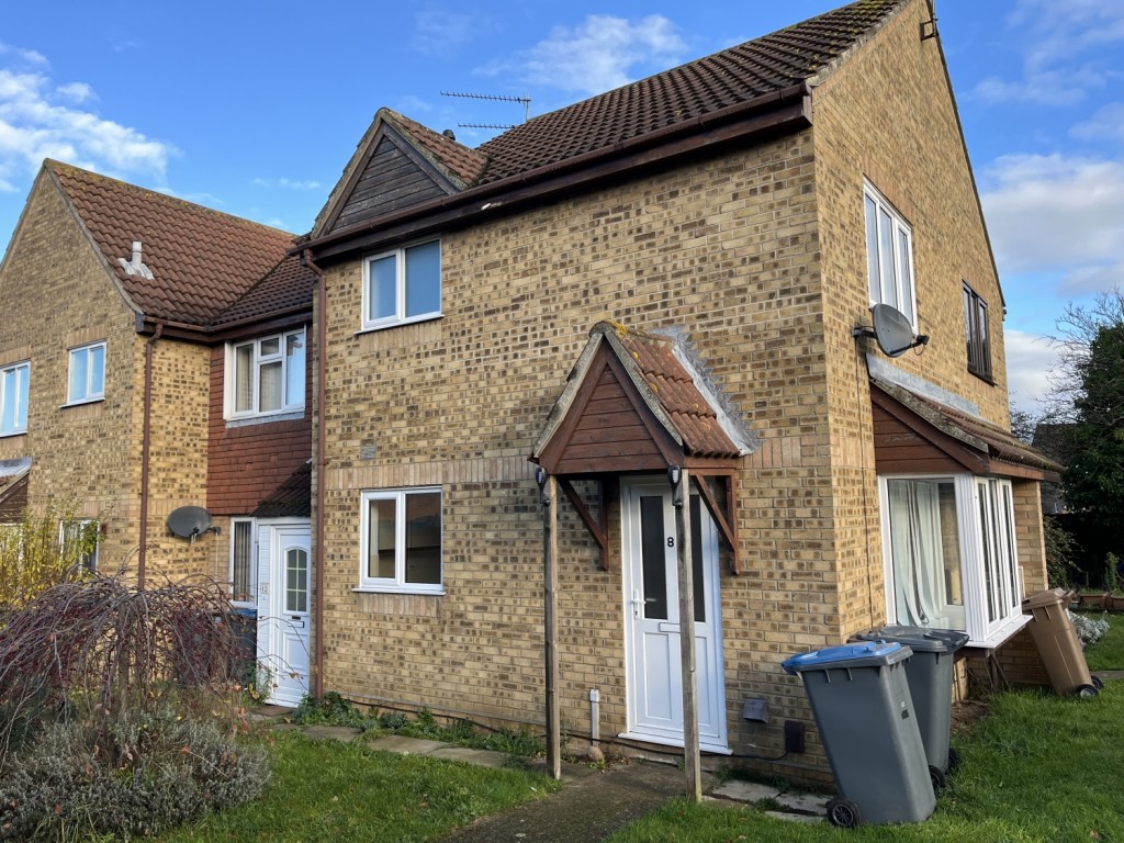 1 bedroom Terraced House Let