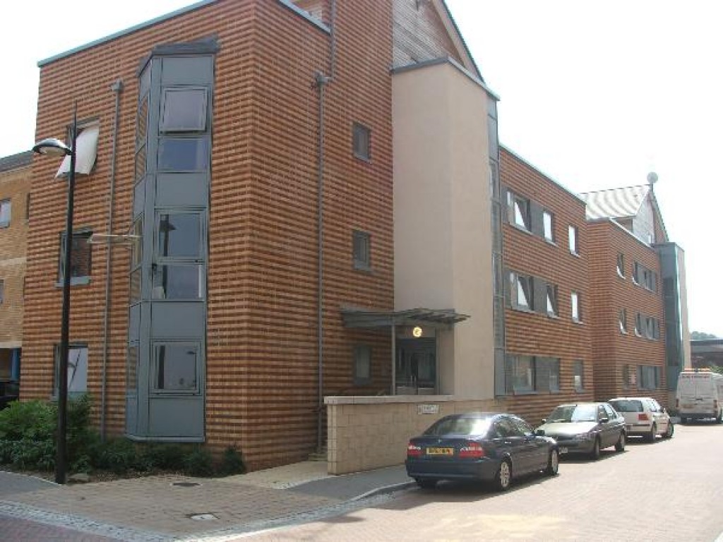 1 bedroom Apartment Let