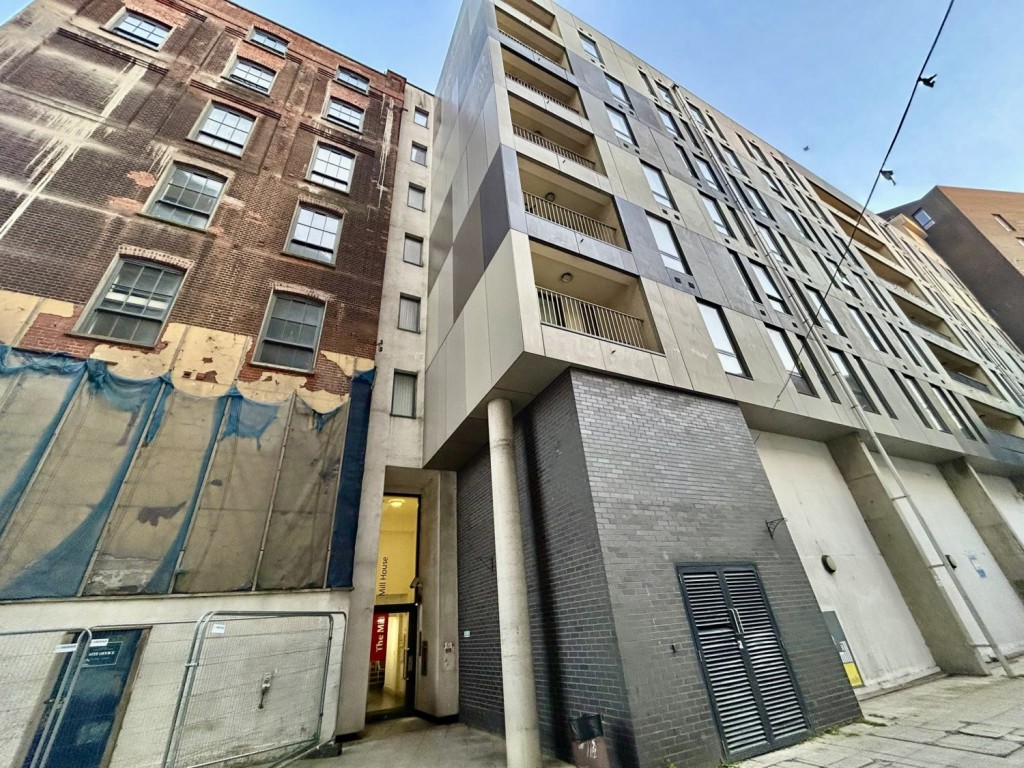 1 bedroom Apartment Let