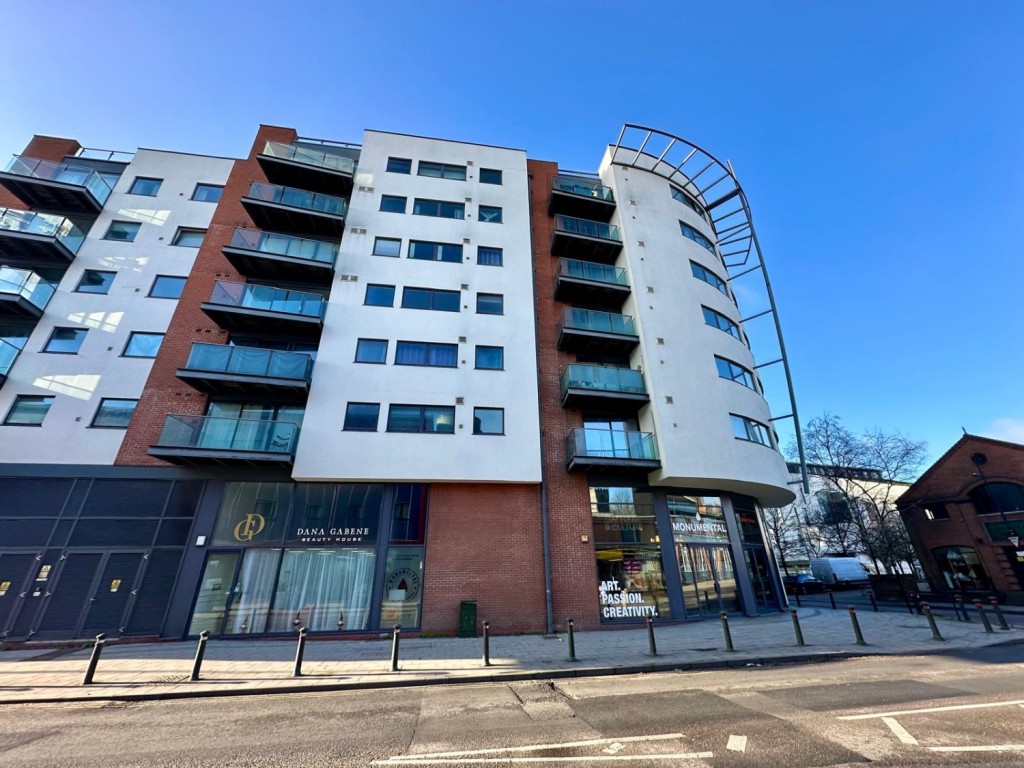 1 bedroom Apartment Let