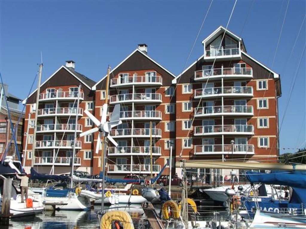 4 bedroom Apartment Let