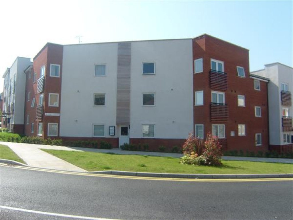 2 bedroom Apartment Let