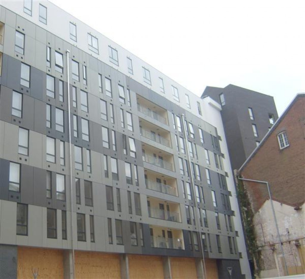 1 bedroom Apartment Let