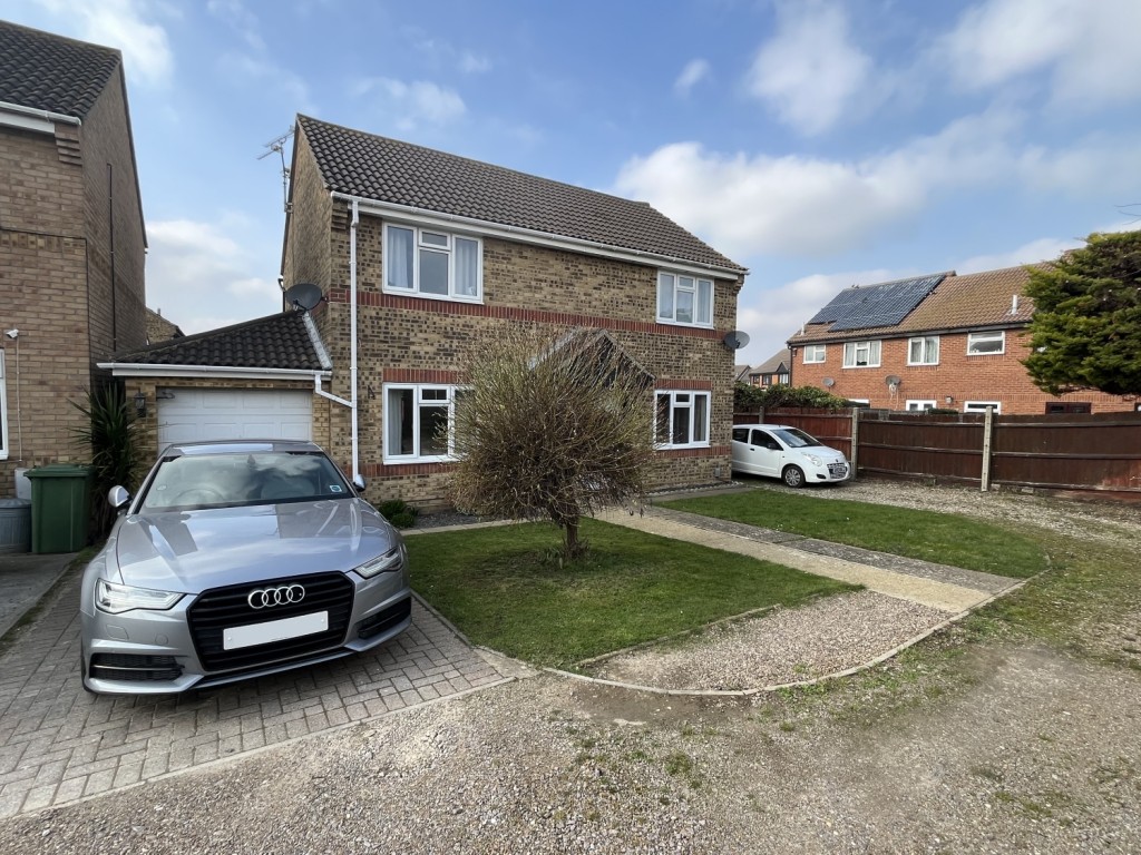 2 bedroom Semi-detached house Let