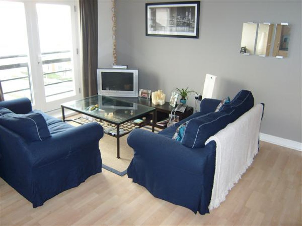 2 bedroom Apartment Let