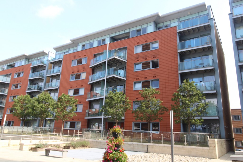 1 bedroom Apartment Let