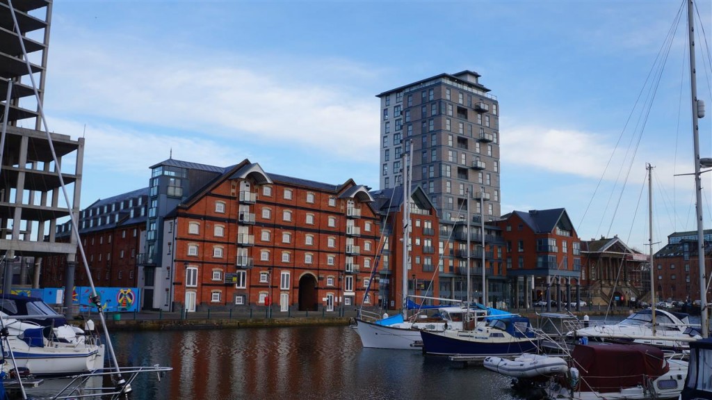 1 bedroom Apartment Let