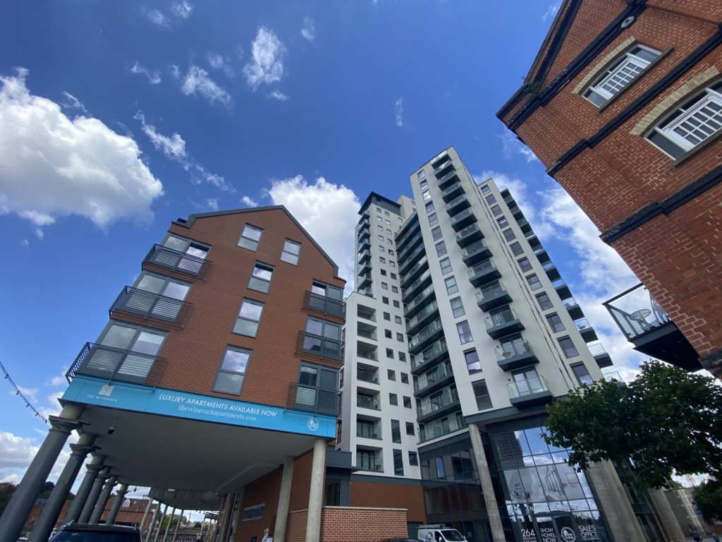 2 bedroom Flat Let