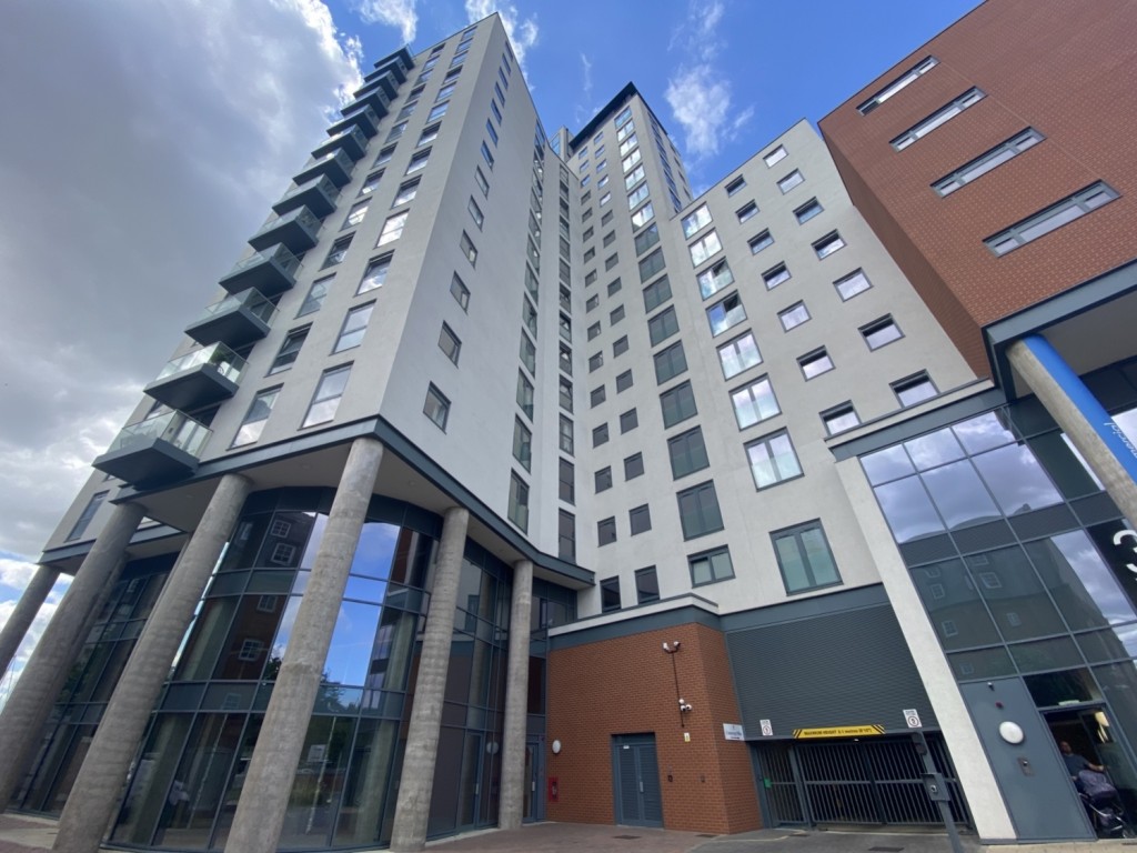 2 bedroom Apartment Let