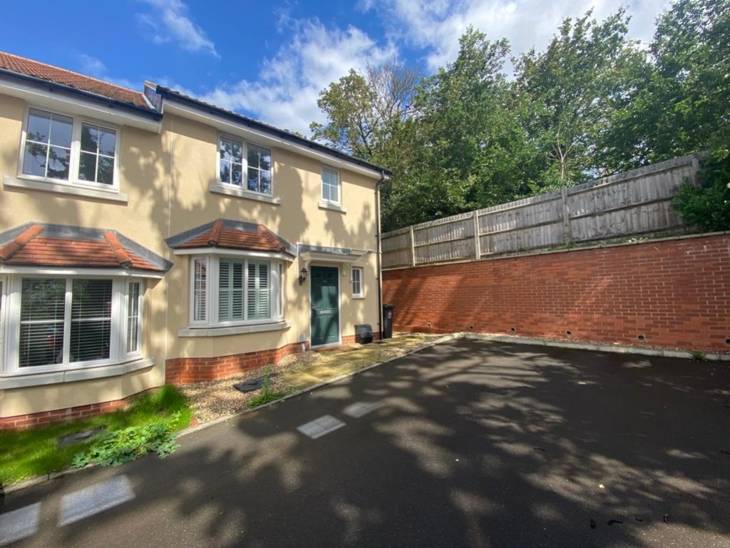 3 bedroom Terraced House Let