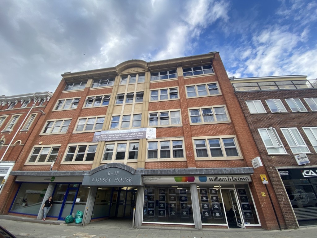 1 bedroom Apartment Let