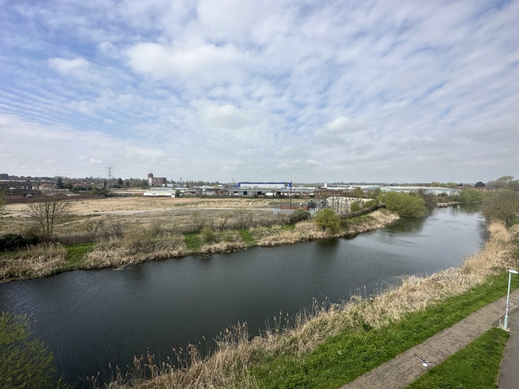 1 bedroom Flat Let