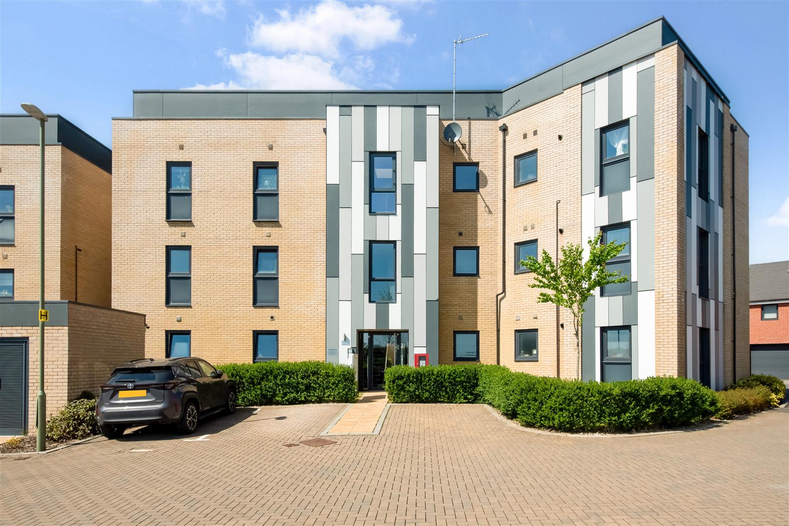1 bedroom Flat Under Offer