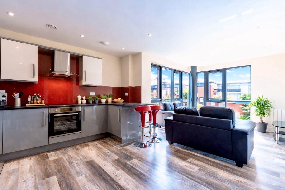 3 bedroom Apartment To Let