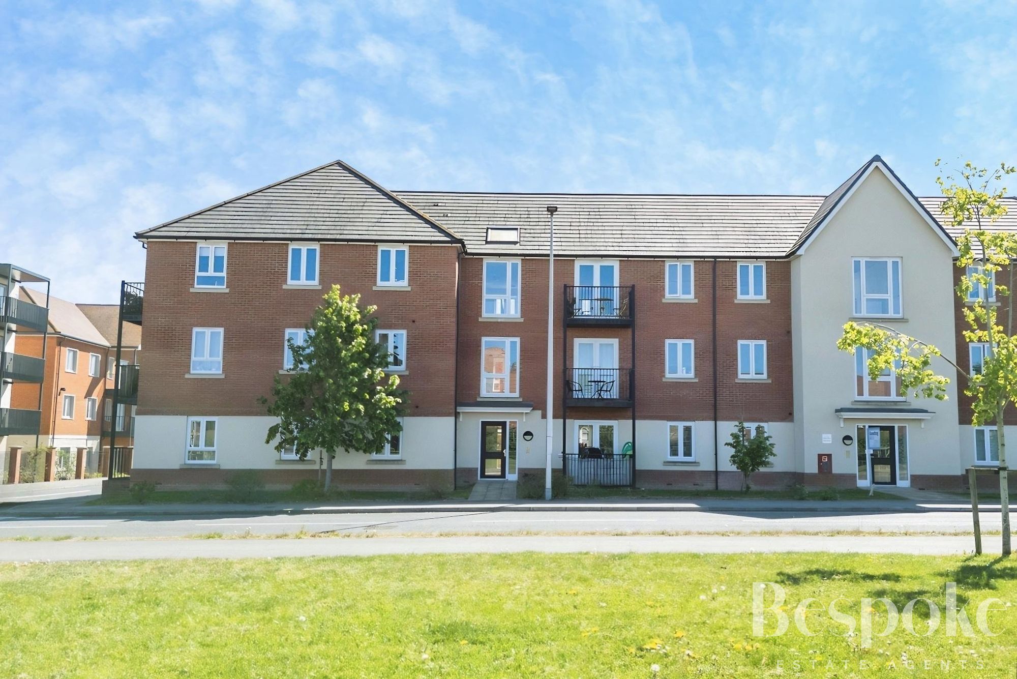 2 bedroom Flat share For Sale