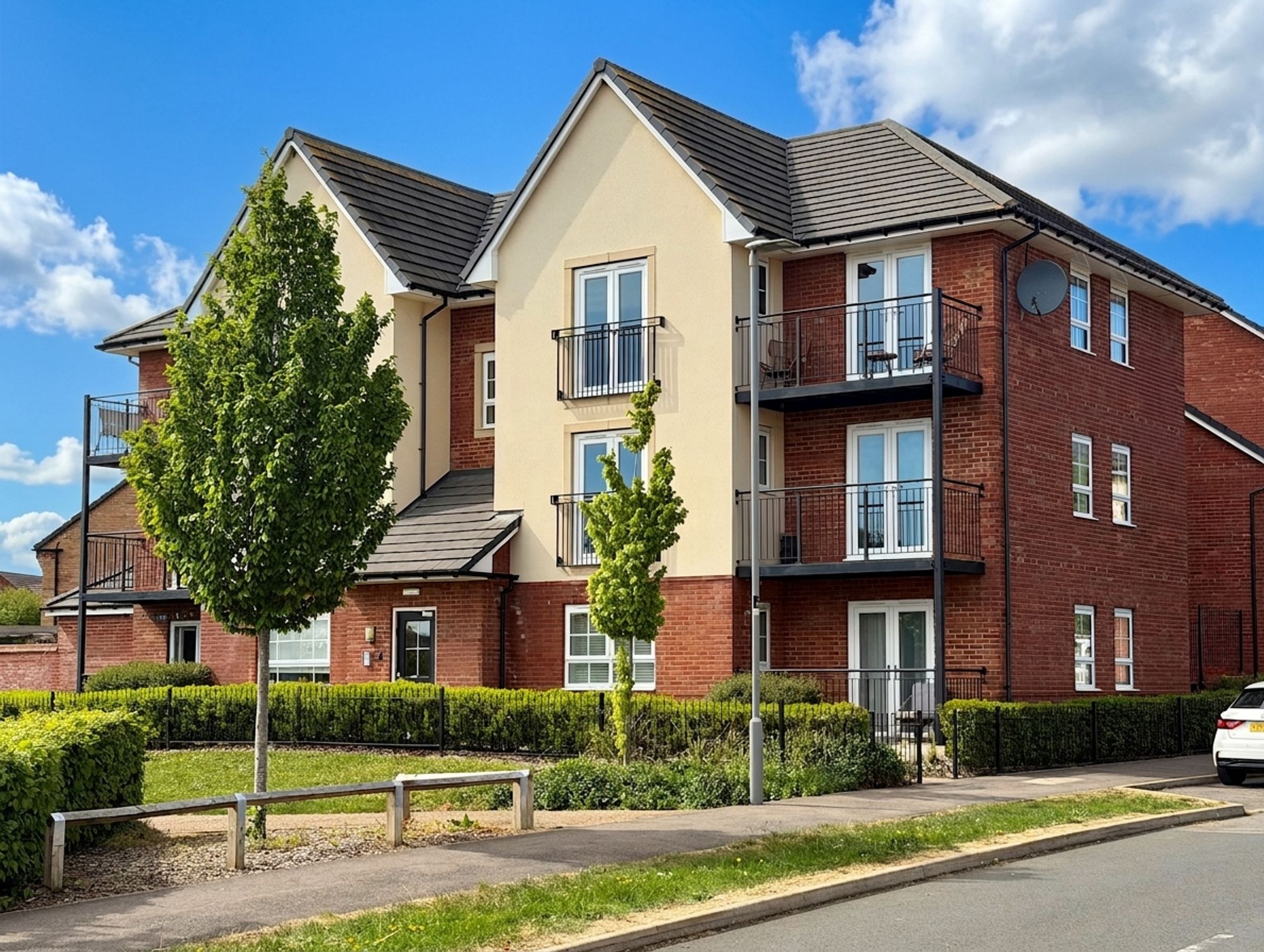 2 bedroom Flat share Under Offer