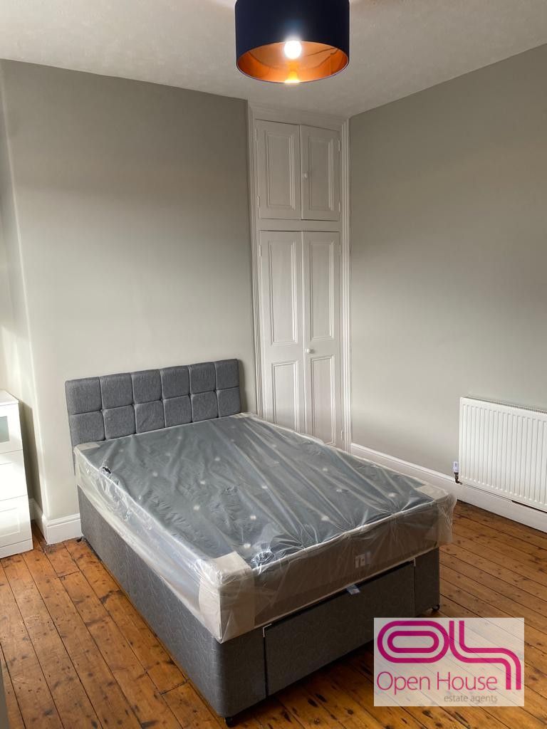 2 bedroom Terraced House To Let