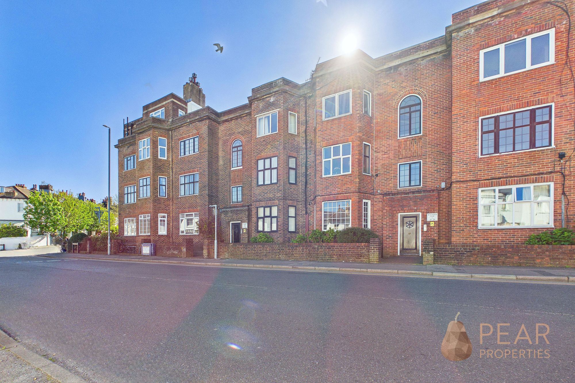 2 bedroom Flat Under Offer