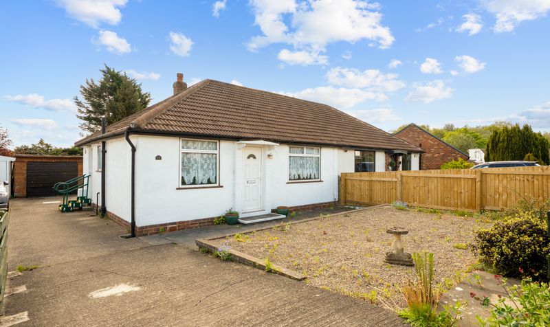 2 bedroom Detached bungalow Under Offer