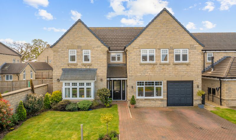 5 bedroom Detached house For Sale