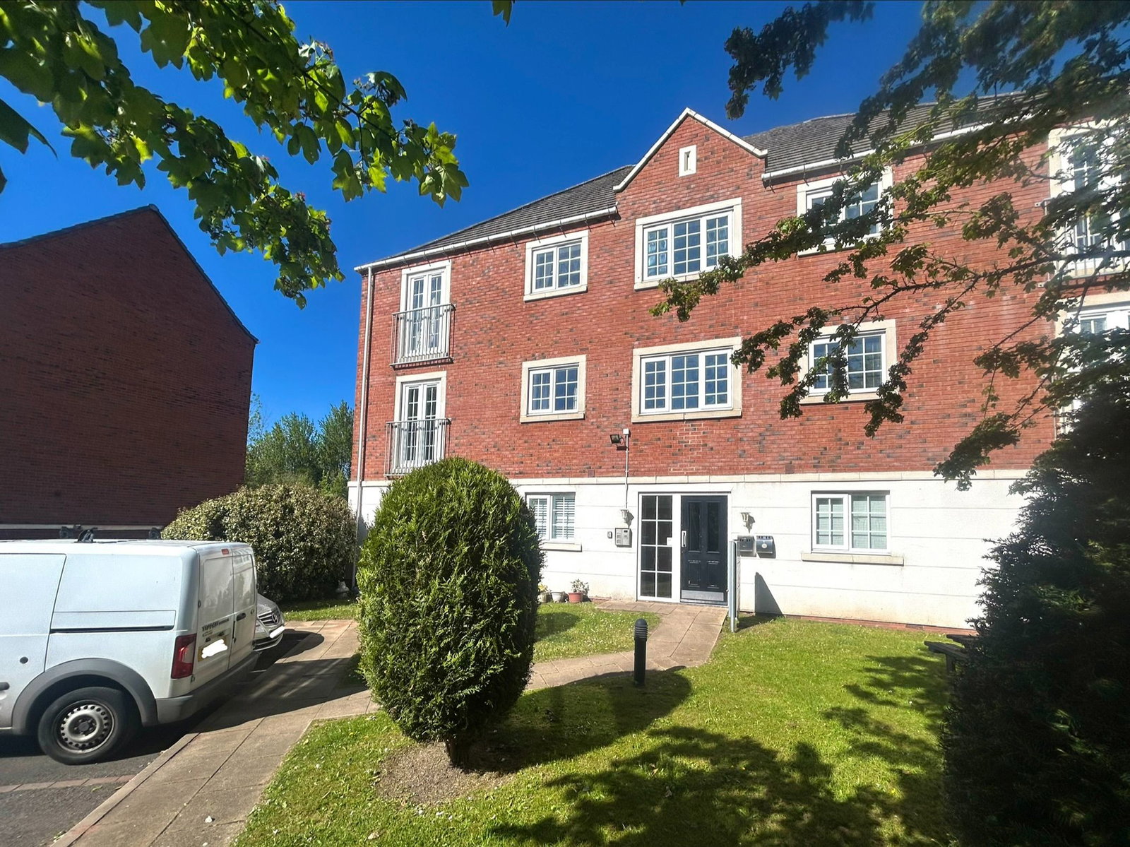 1 bedroom Flat Under Offer