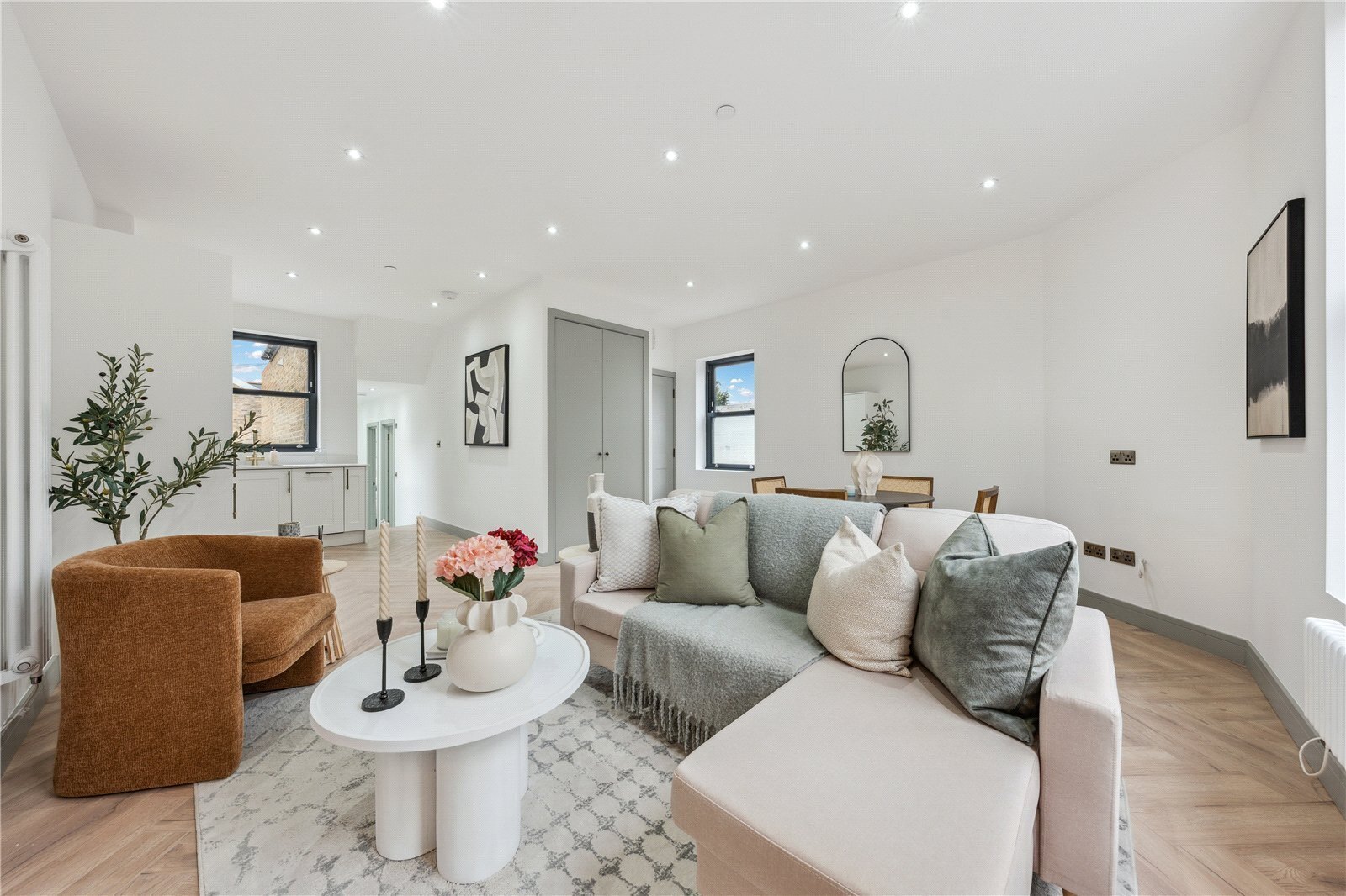 2 bedroom Flat Sold