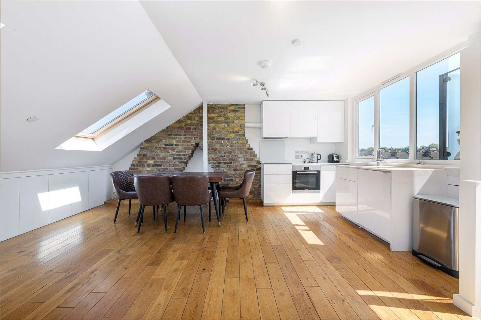 1 bedroom Flat For Sale
