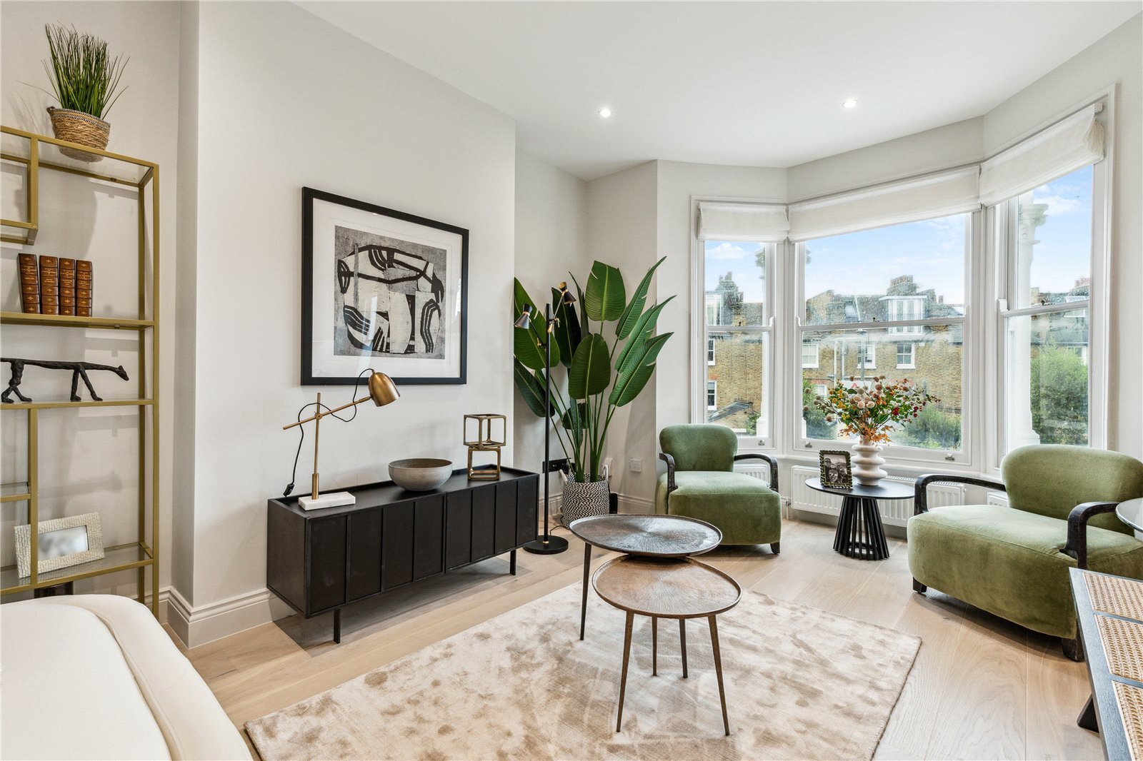 2 bedroom Flat Under Offer