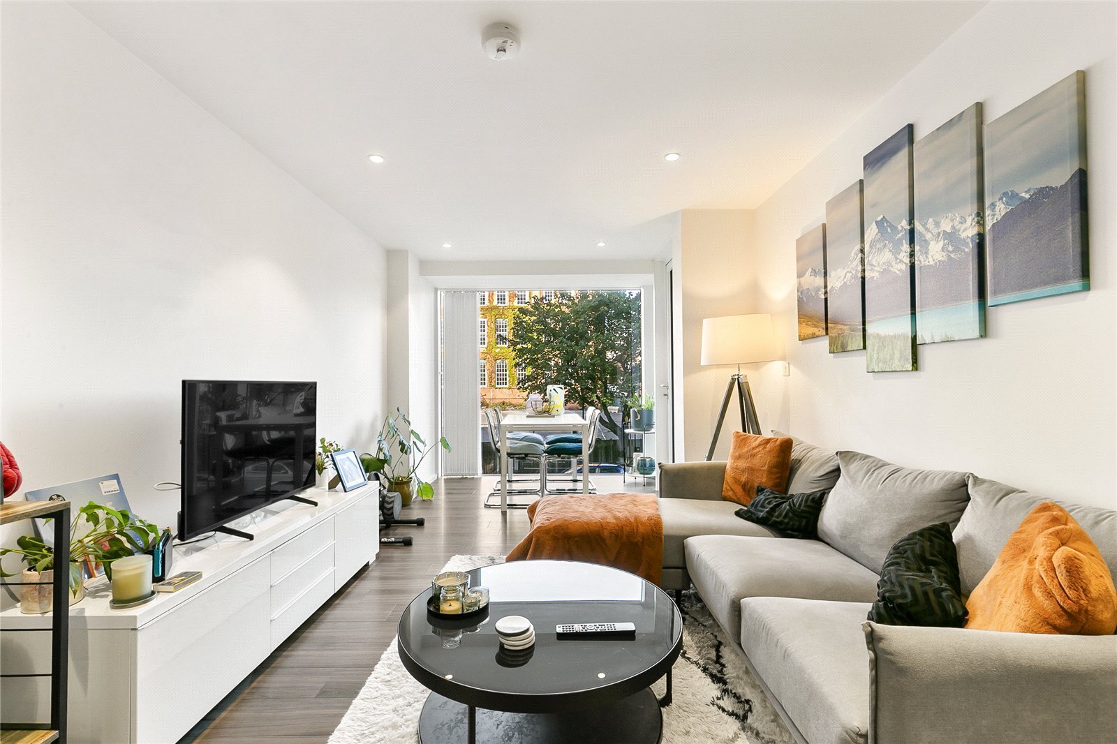 1 bedroom Flat Sold