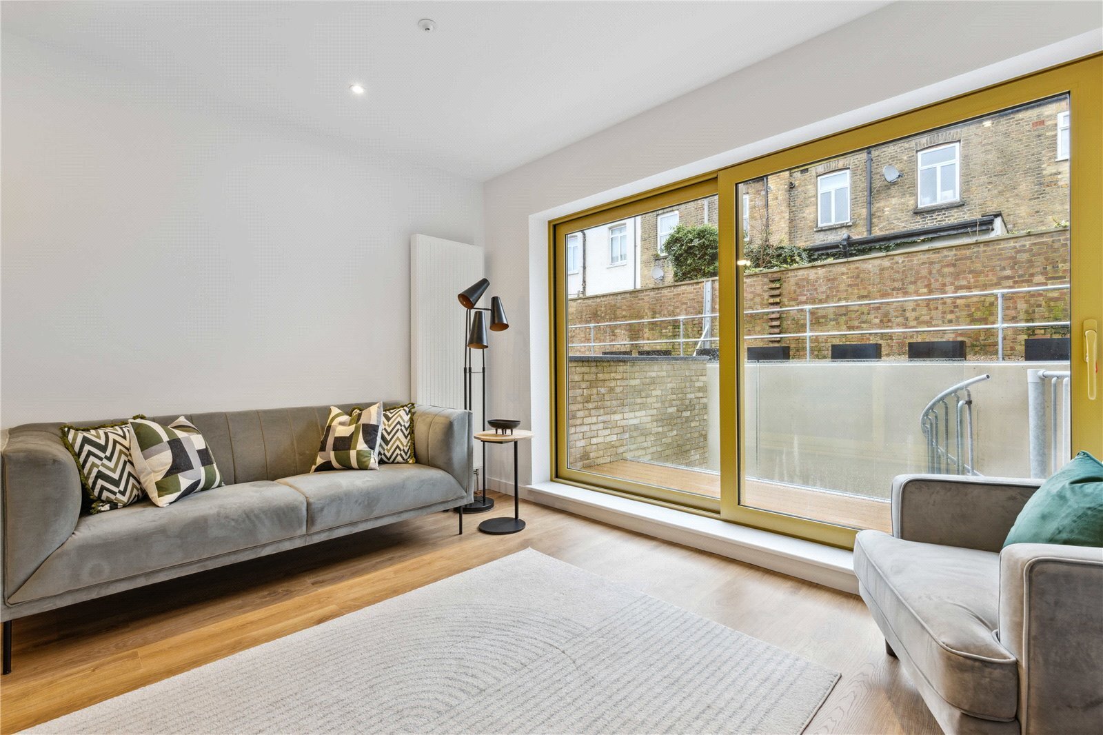 2 bedroom Flat Sold