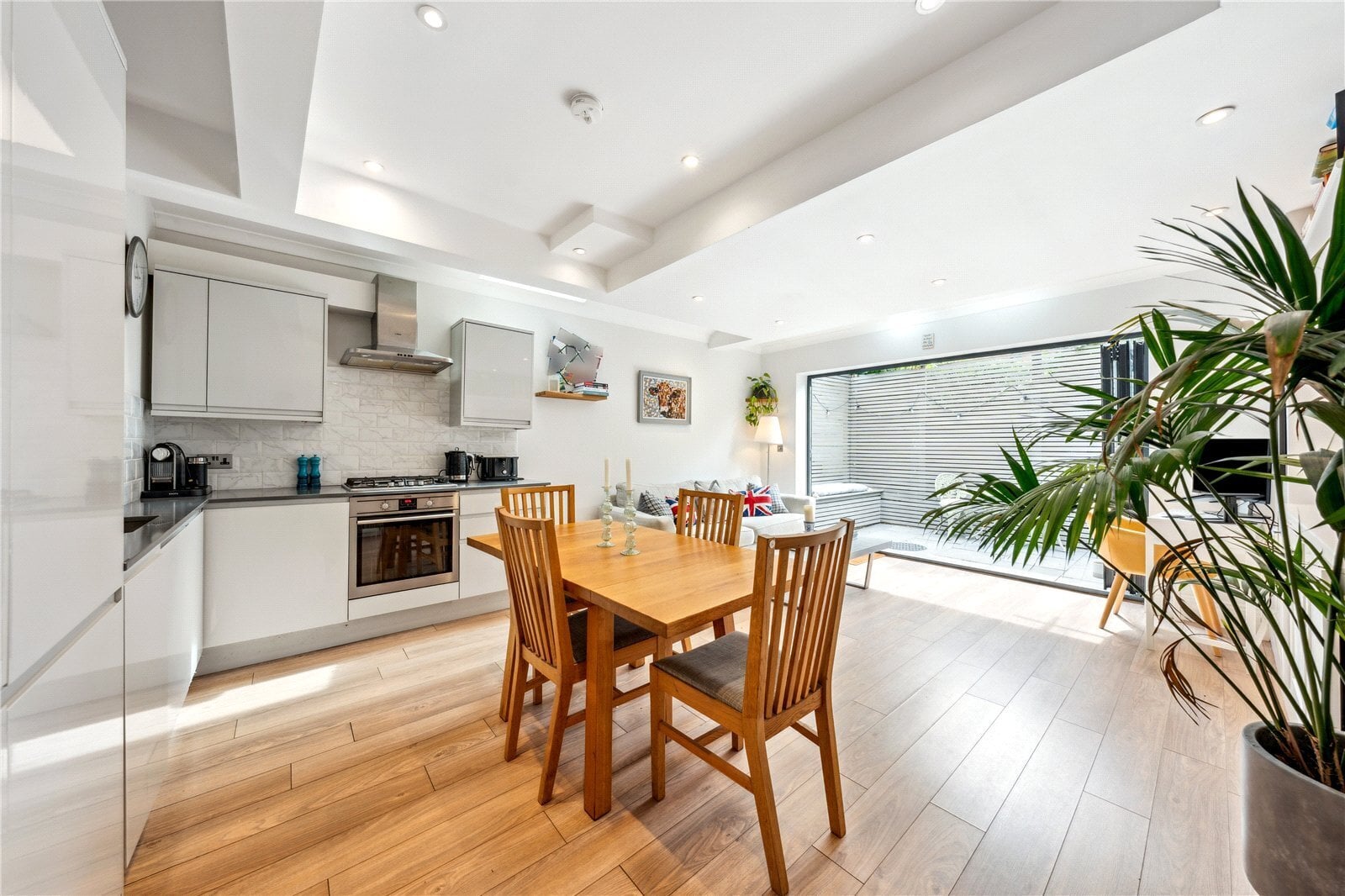 2 bedroom Flat Sold