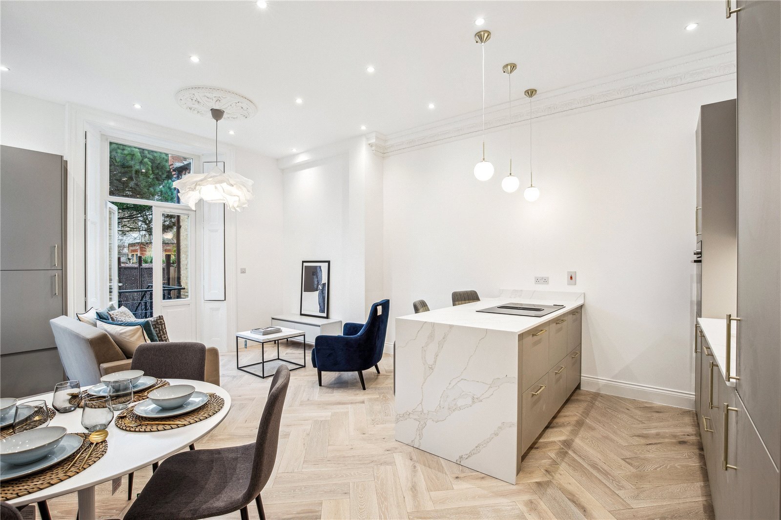 2 bedroom Flat Sold