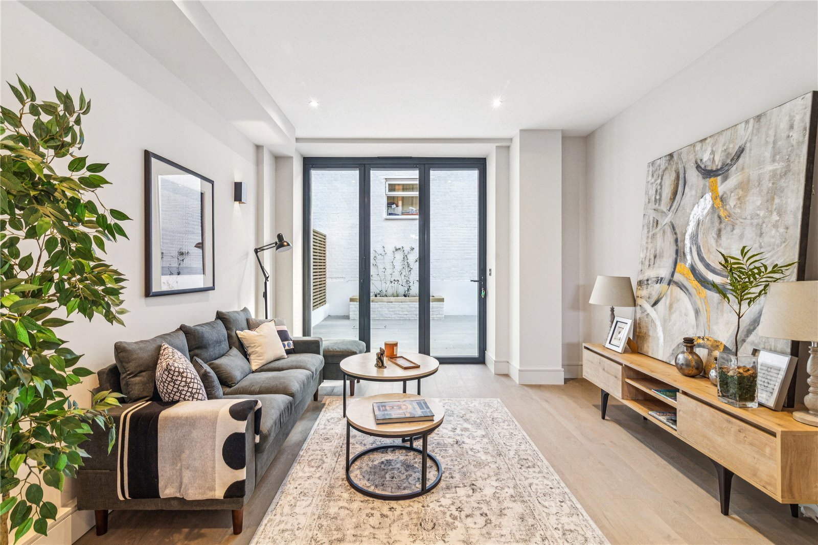 3 bedroom Flat Sold