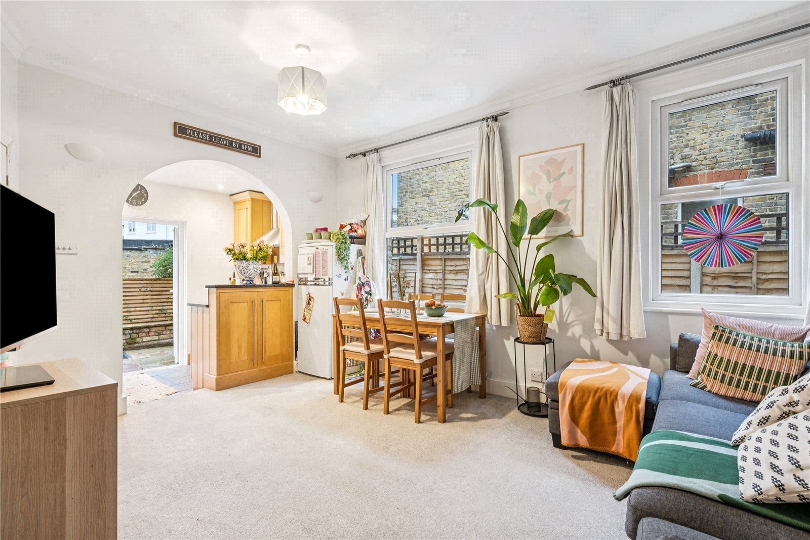 2 bedroom Flat Under Offer