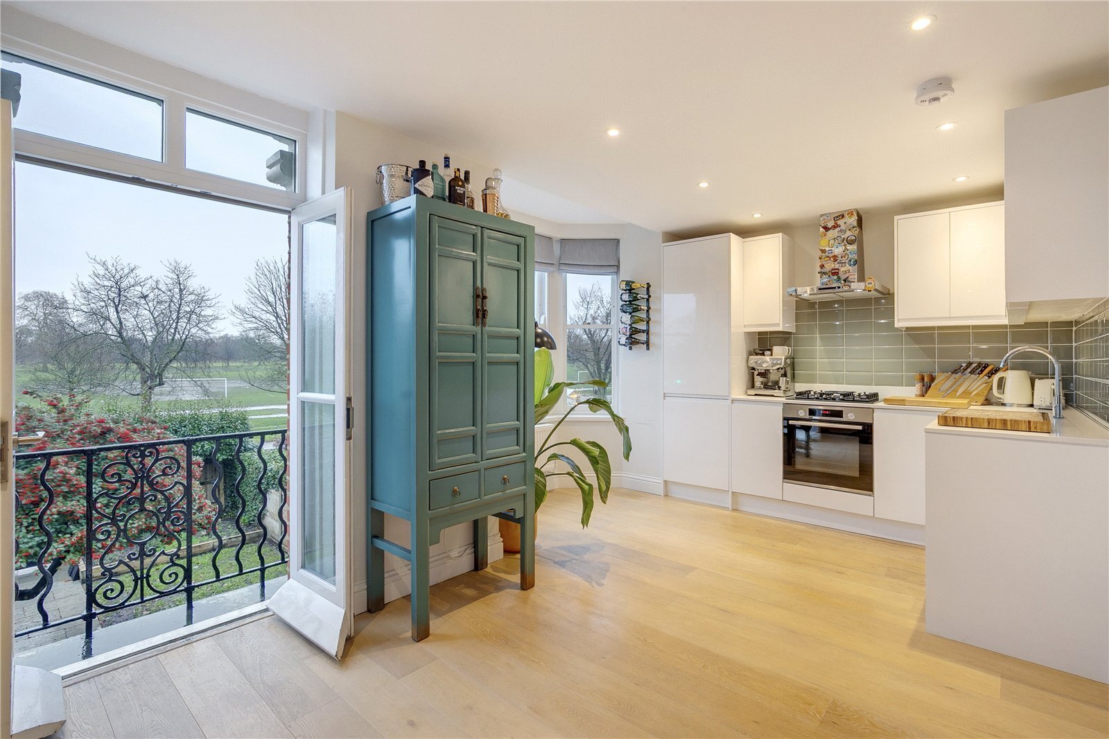 2 bedroom Flat Sold