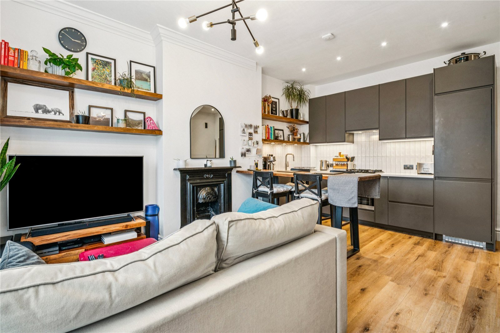 1 bedroom Flat Under Offer