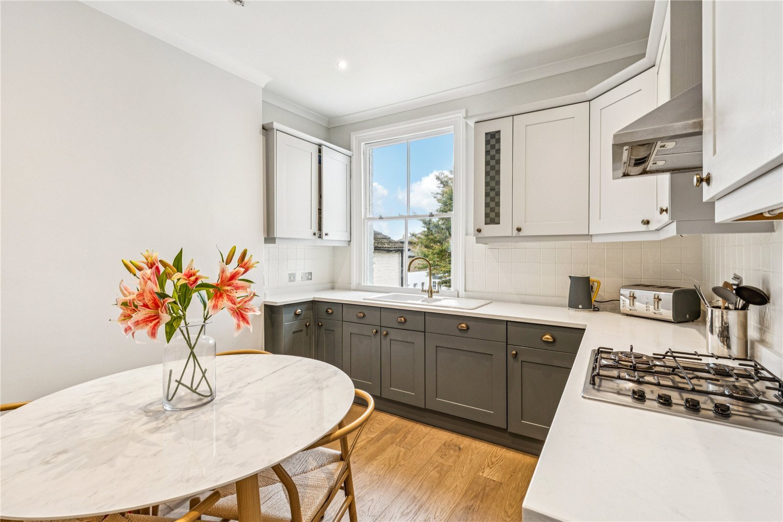 2 bedroom Flat Under Offer