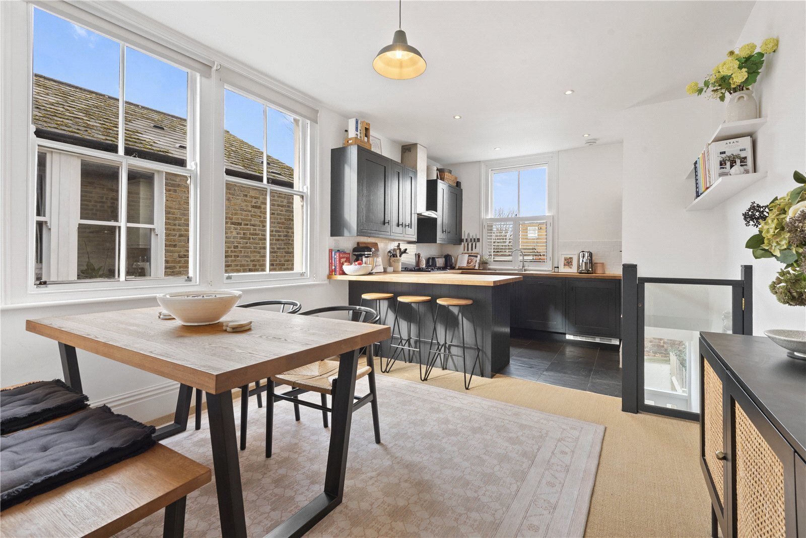 2 bedroom Flat Under Offer