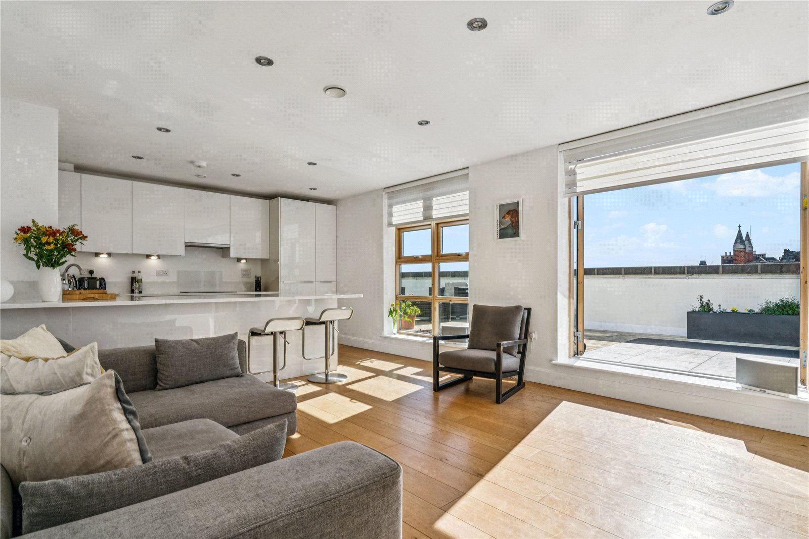 2 bedroom Flat Under Offer