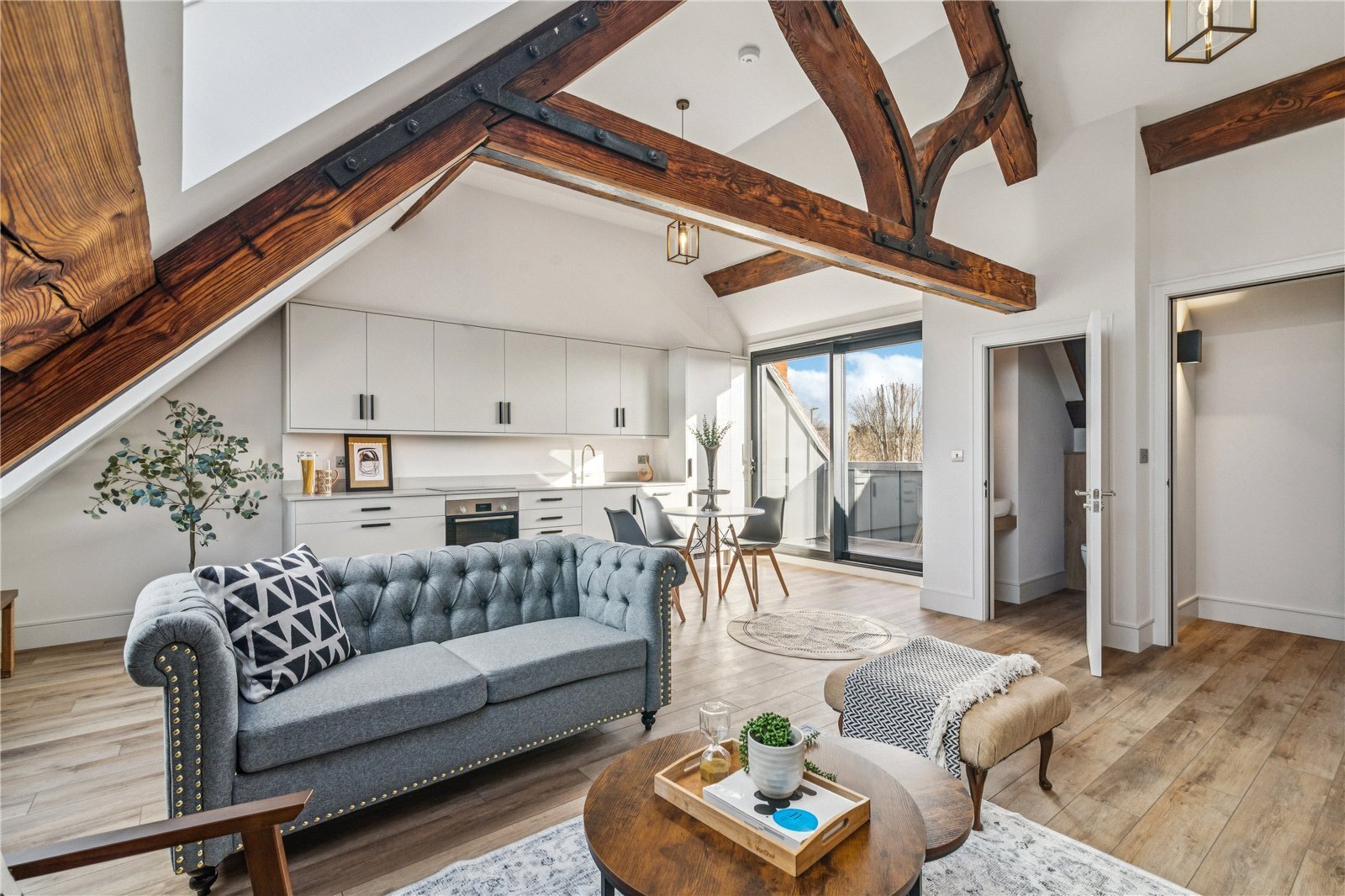 2 bedroom Flat Sold