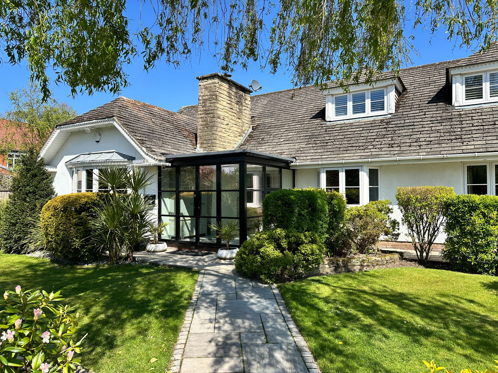 5 bedroom House (unspecified) Sold