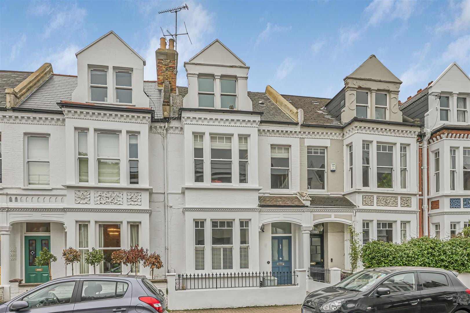 5 bedroom  For Sale
