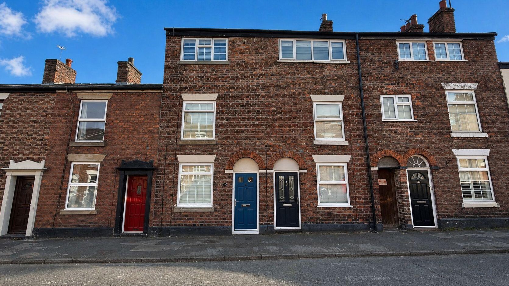 3 bedroom Cottage For Sale