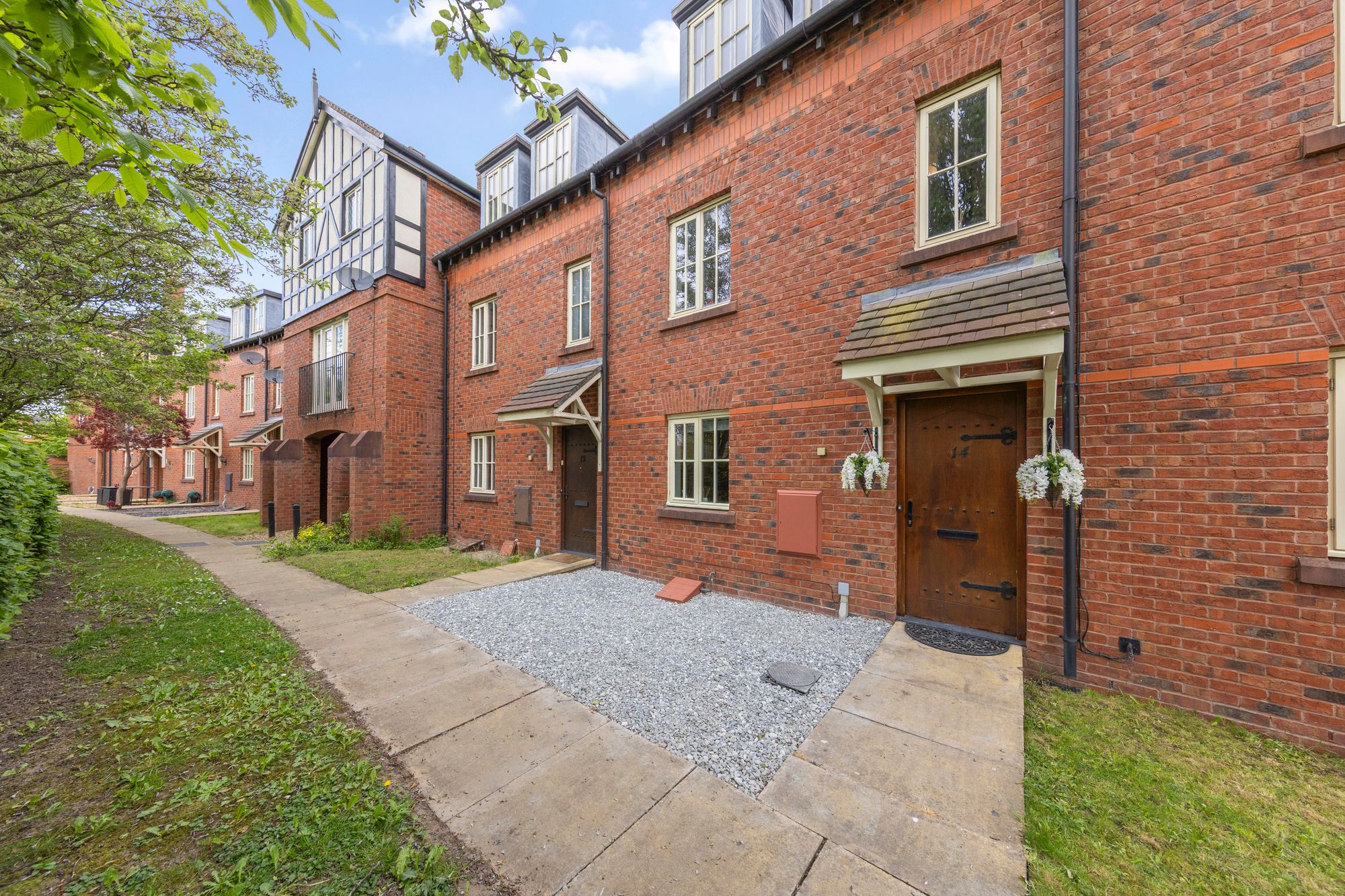 3 bedroom Terraced House Under Offer